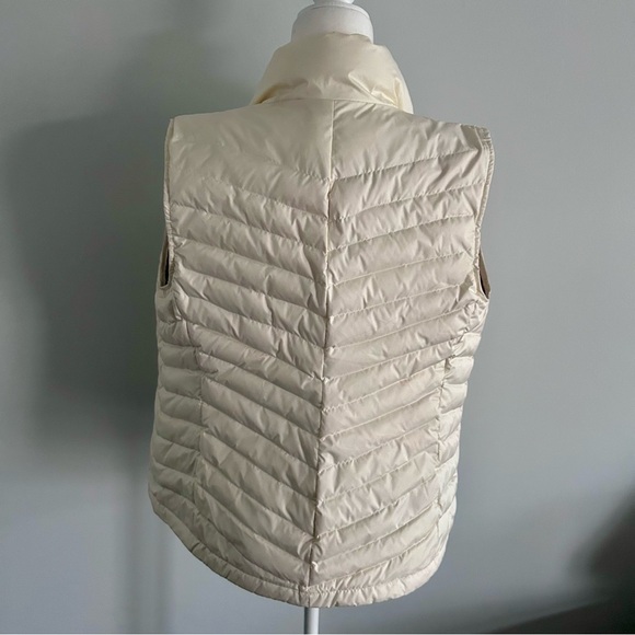 Talbots Ladies Quilted Puffer Vest - Size: L - Picture 2 of 4